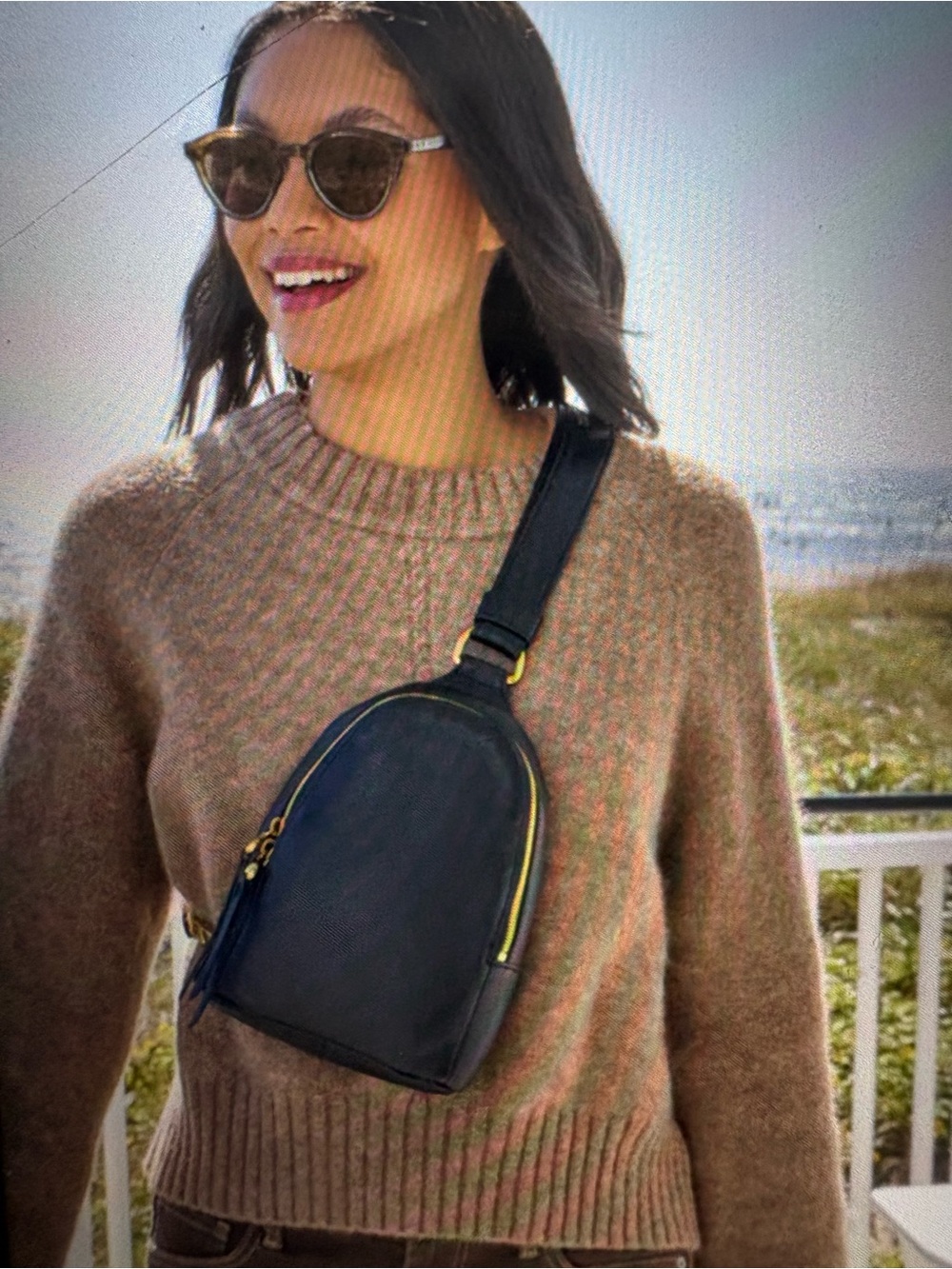 🖤🖤HOBO FERN BLACK PEBBLED LEATHER SLING BAG!🖤🖤